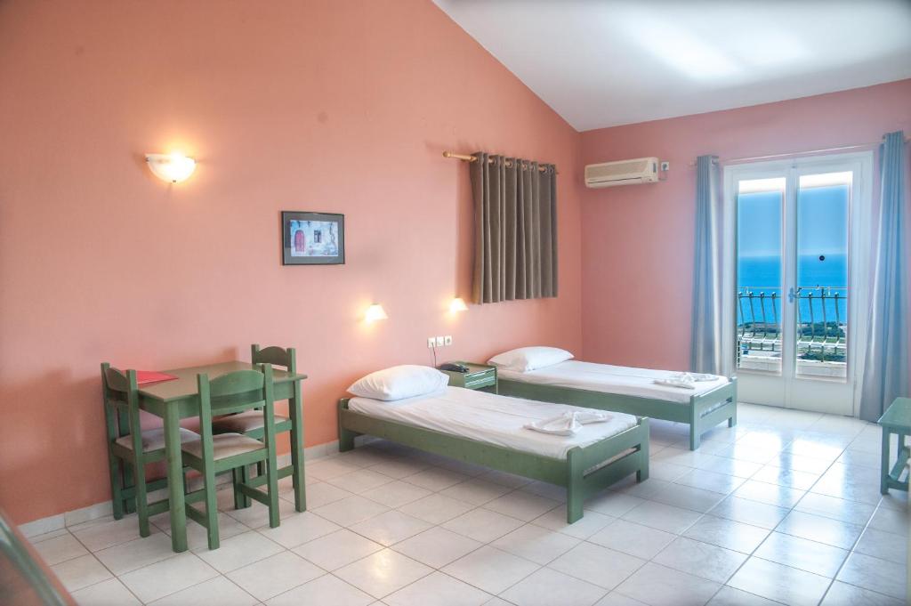 One Bedroom Apartment with Sea View