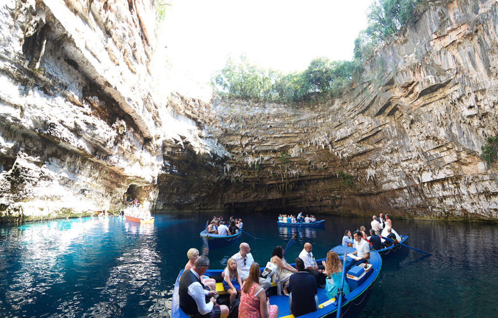 melissani cave